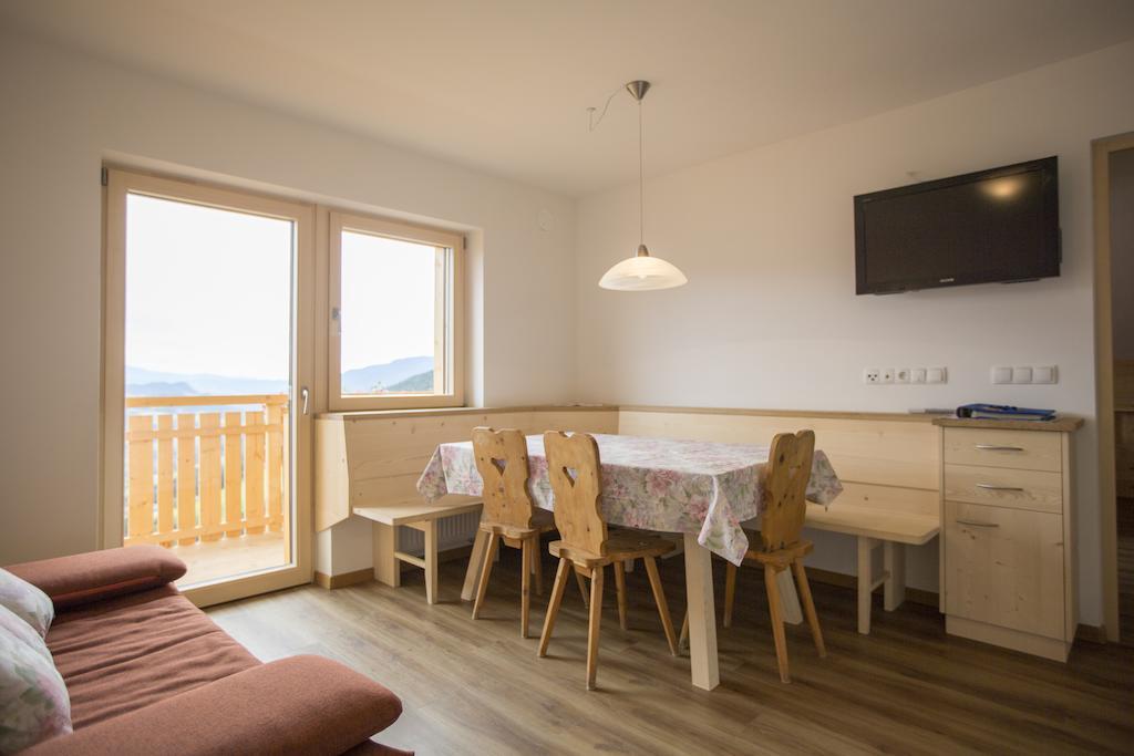 Ferienwohnung Zolerhof Feldthurns Zimmer foto