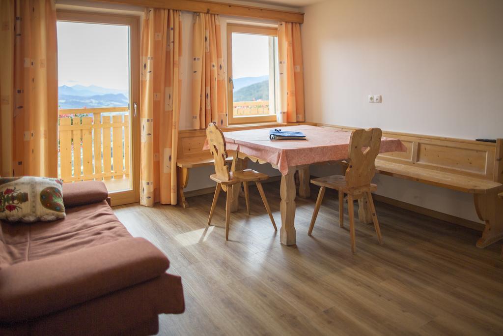 Ferienwohnung Zolerhof Feldthurns Exterior foto