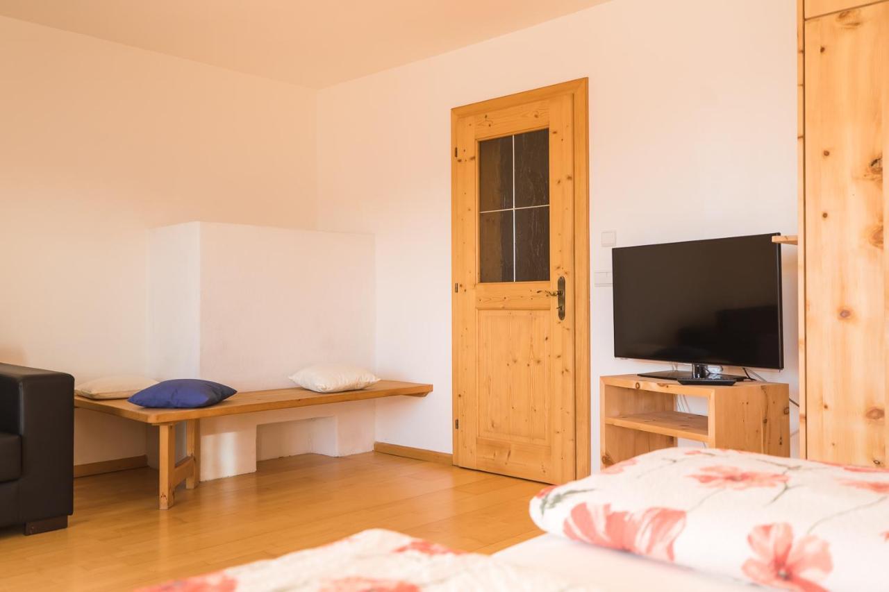 Ferienwohnung Zolerhof Feldthurns Exterior foto